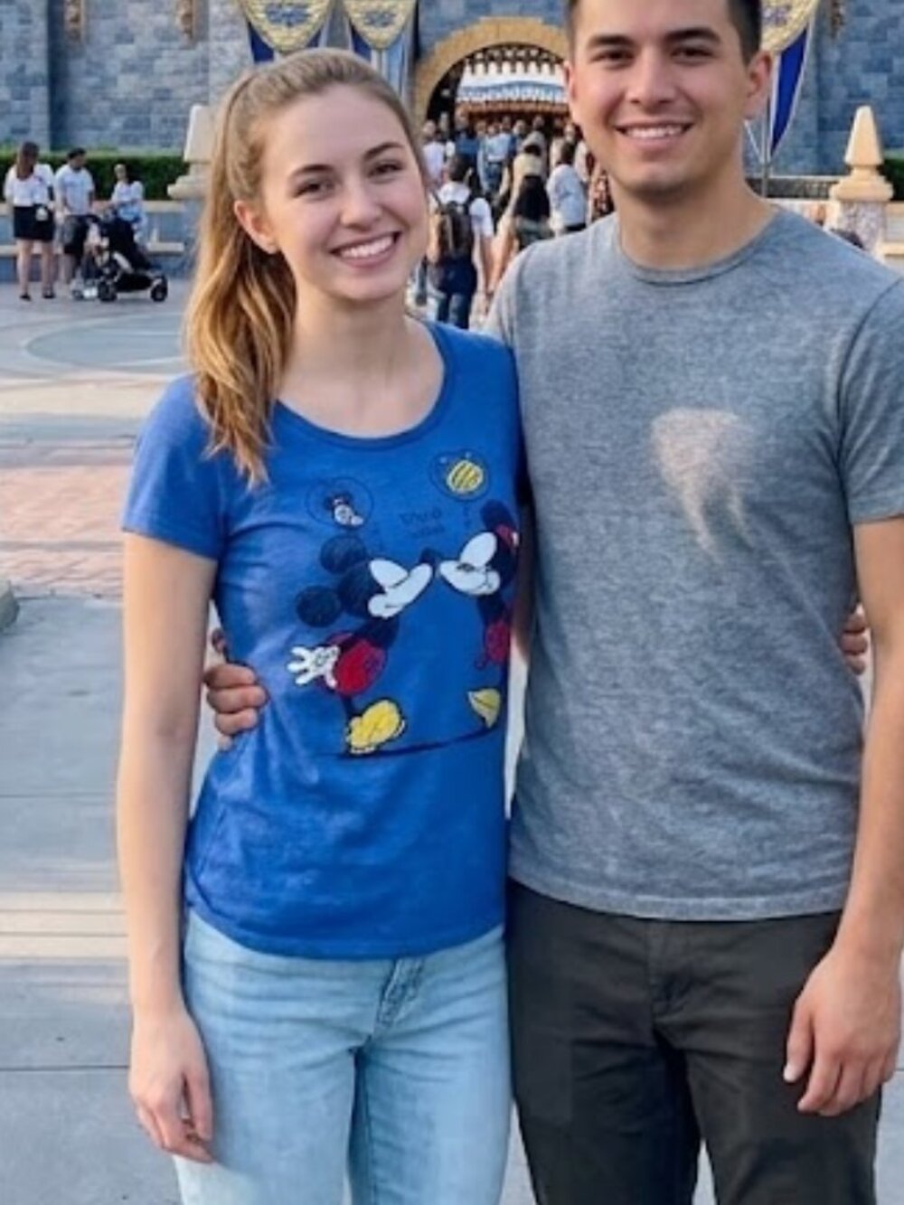Women's - Vintage-Style Blue Mickey & Minnie "True Love" Graphic T-Shirt - Sz S